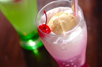 昭和のクリームソーダ