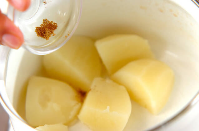 スパイス粉ふきイモの作り方の手順3