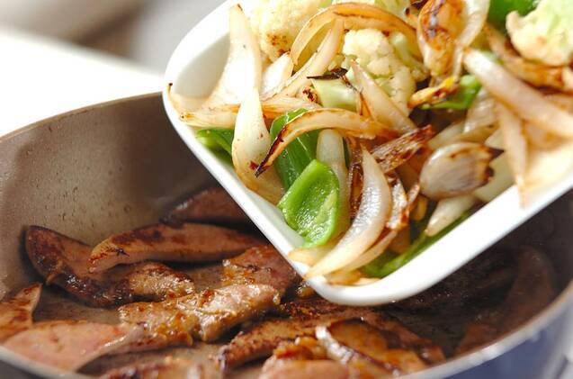 レバーのクリーム炒めの作り方の手順7