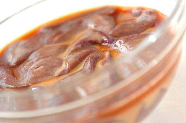 レバーのクリーム炒めの作り方の手順1