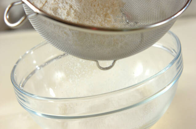 抹茶と甘納豆のプチドーナツの作り方の手順1