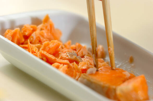 しそヒジキ鮭丼　とろろ添え弁当の作り方の手順4