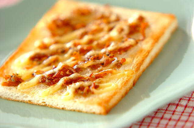 ジャコマヨトースト