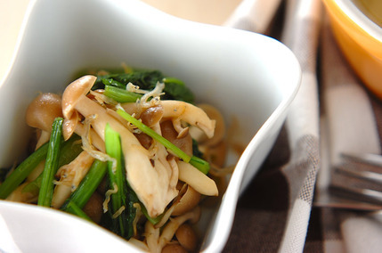 シメジと小松菜のジャコレモン和え