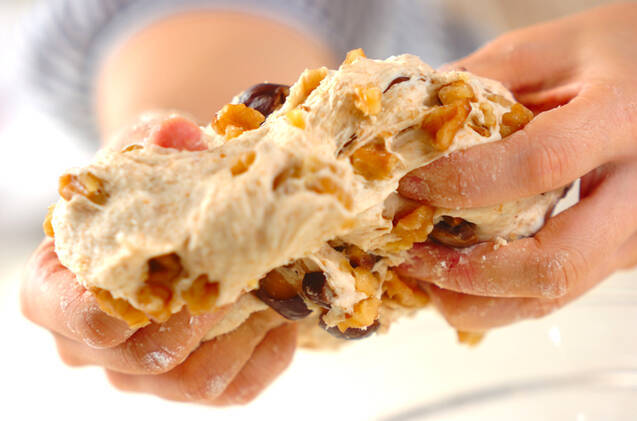 甘栗とクルミのパン（ホットクロスバンズ）の作り方の手順8