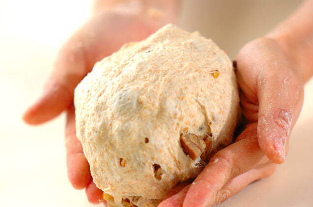 甘栗とクルミのパン（ホットクロスバンズ）の作り方の手順9