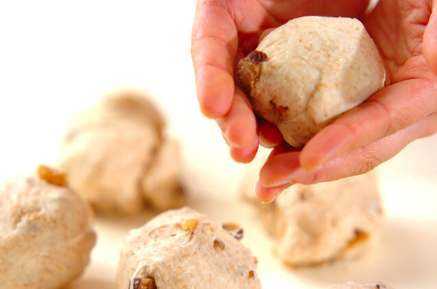 甘栗とクルミのパン（ホットクロスバンズ）の作り方の手順13