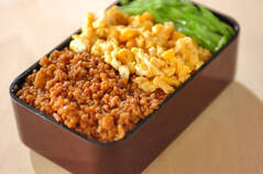 鶏そぼろご飯