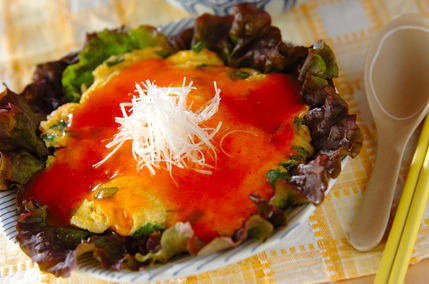 ホタテ入りふわふわ卵のチリソースあん