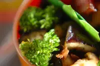 ナスとブロッコリーのアンチョビ炒め