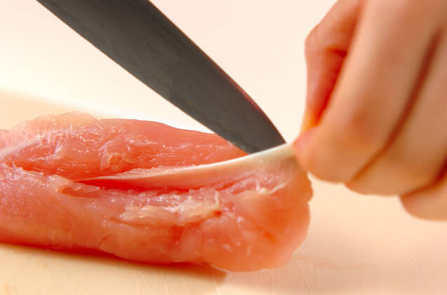 ささ身の梅肉揚げの作り方の手順1