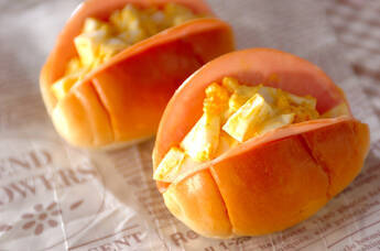 ロールパンハム卵サンド