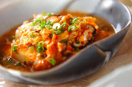 キムチと豆腐の卵とじ