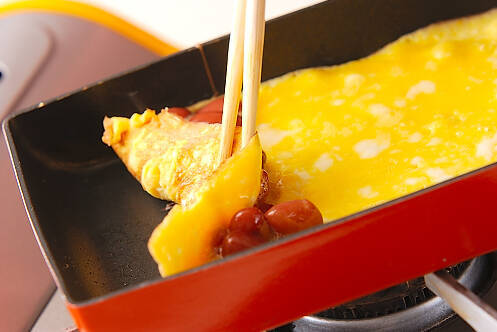 煮豆入り卵焼きの作り方の手順3