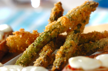 アスパラのチーズフライ