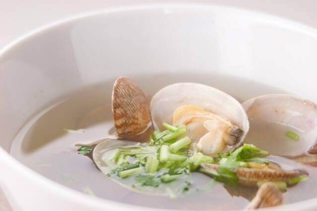 アサリのスープ