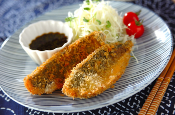 アジのフライ梅肉ソース