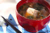 マンネリ脱却におすすめの味噌汁 魚のアラを使った絶品出汁が決め手の作り方の手順