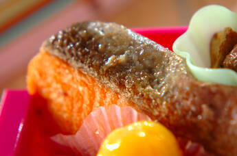 サーモンムニエル