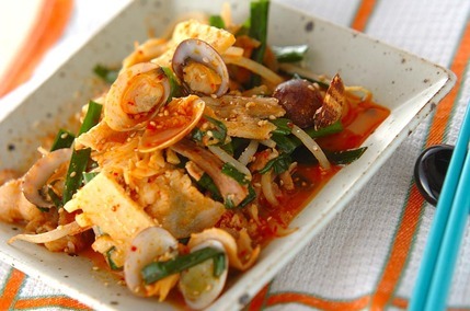 豚肉とアサリのキムチ炒め