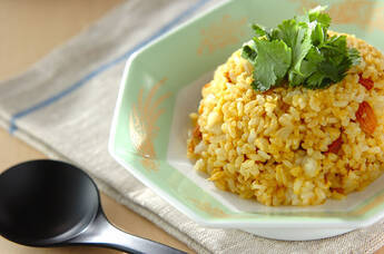 ナッツのエスニックチャーハン