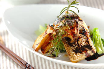 鯛のハーブソテー