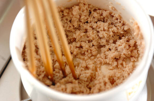 鶏そぼろご飯の作り方の手順1