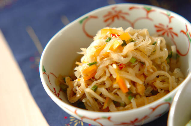 切干し大根と油揚げの煮物