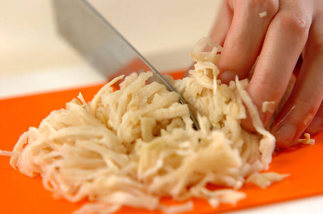 切干し大根と油揚げの煮物の作り方の手順1