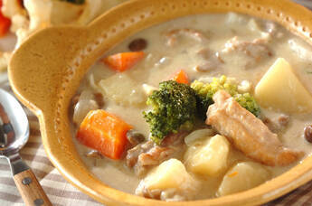 濃厚クリームシチュー ルウいらずで簡単本格的な味わいに