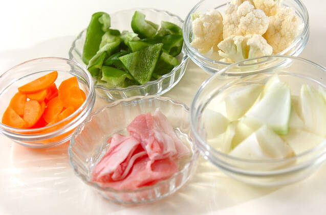 カリフラワーのカレー炒めの作り方の手順1