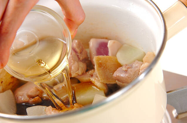 家庭料理の定番！基本の筑前煮の作り方の手順10