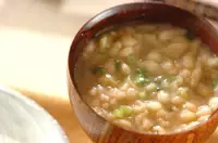 天かす入りキャベツのみそ汁