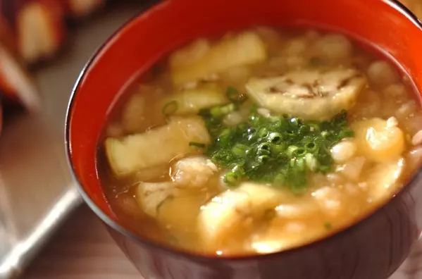 秋ナスのみそ汁