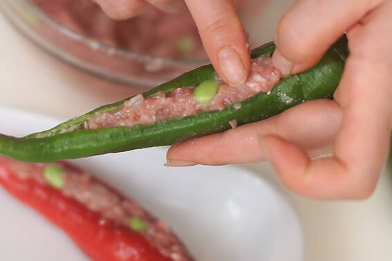 万願寺の射込み揚げの作り方の手順4