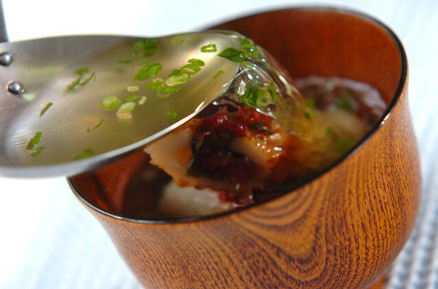 梅肉射込みちくわ汁の作り方の手順6