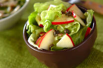 リンゴのサラダ