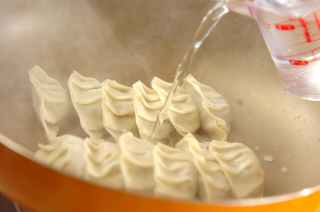 焼き餃子の作り方の手順7