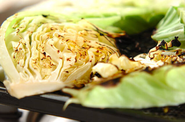 焼きキャベツのスープの作り方の手順4