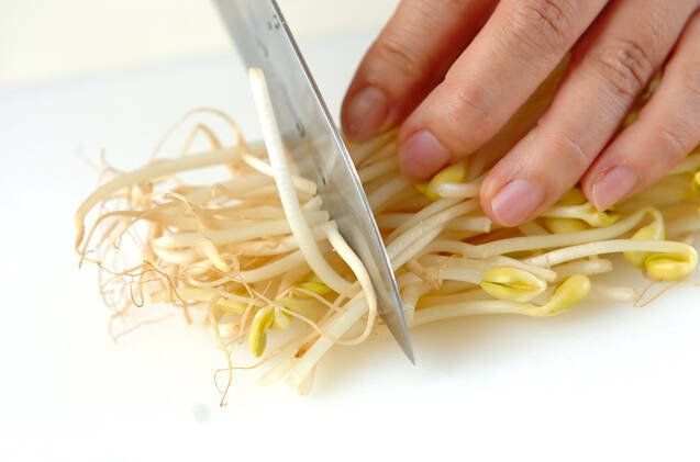 豆モヤシのエスニック風スープの作り方の手順2