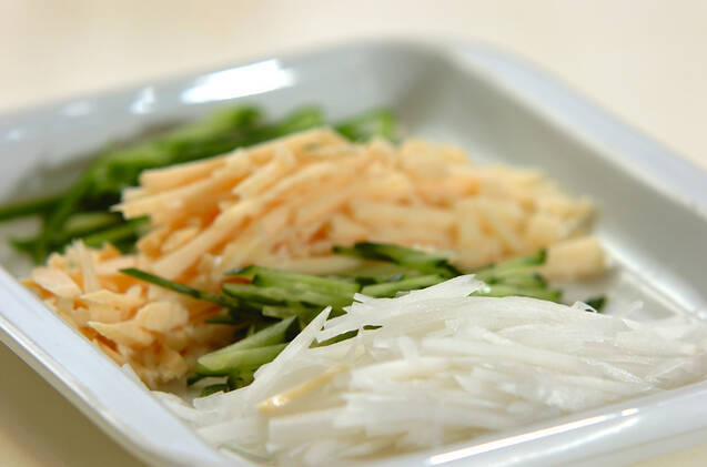 炒め野菜のゴマ酢和えの作り方の手順1