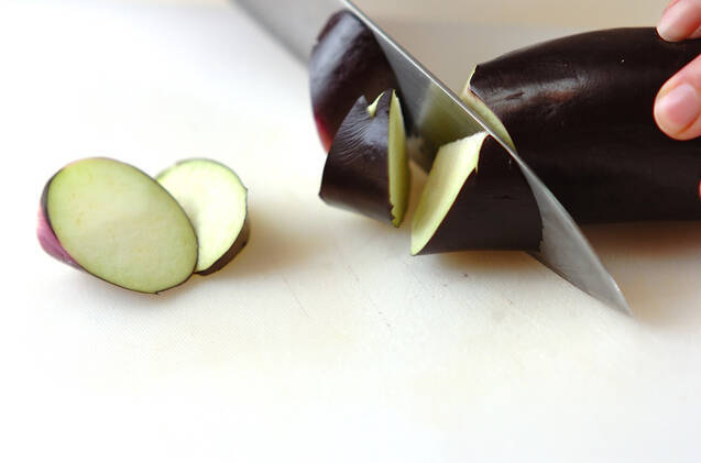 ナスのチリ炒めの作り方の手順1