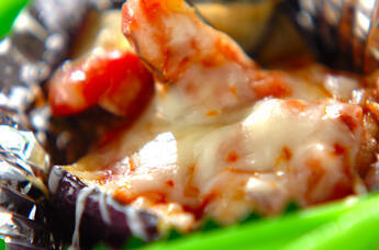 ナスのミートグラタン