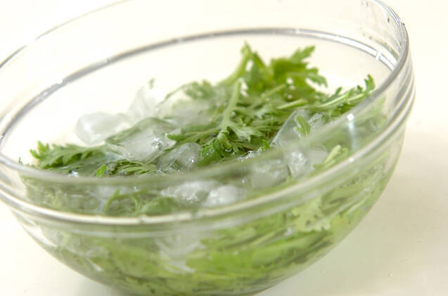 春菊と豆腐のピリ辛サラダの作り方の手順5