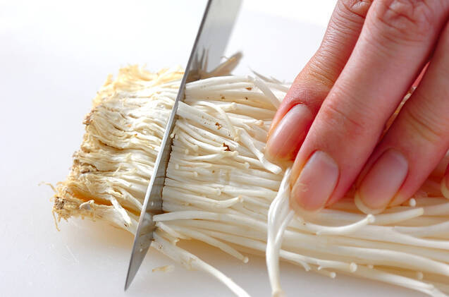 エノキのスープの作り方の手順1