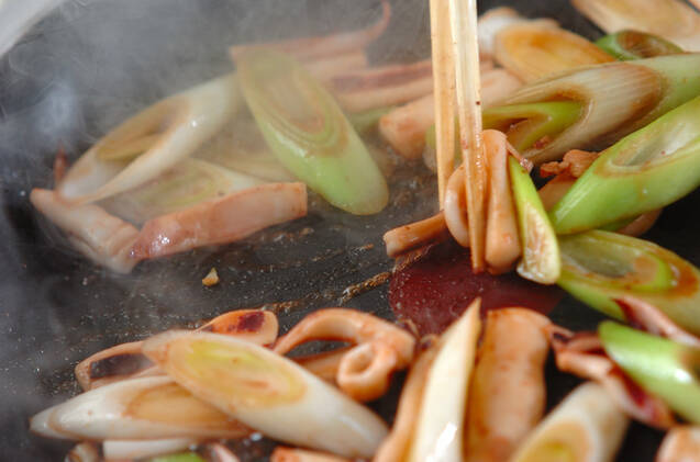 ネギとイカの甘辛炒めの作り方の手順4
