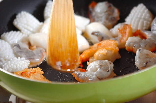 イカとエビのマヨ炒めの作り方の手順7