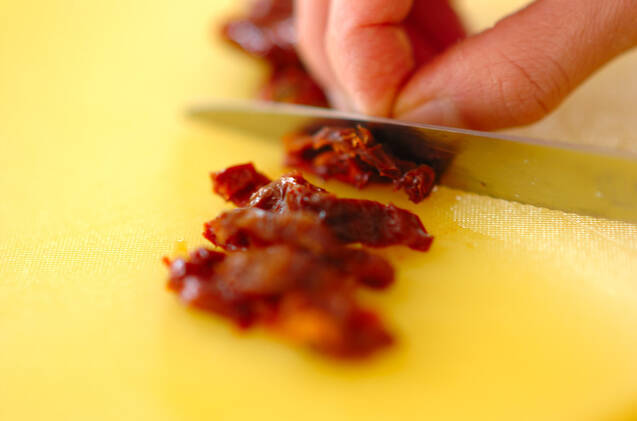 ドライトマトのケークサレの作り方の手順3