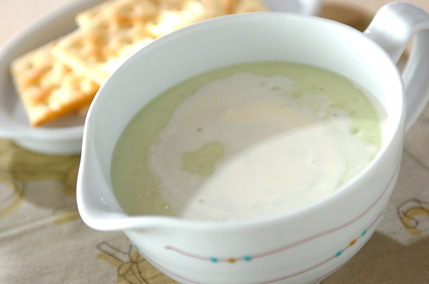 アボカドのスープ