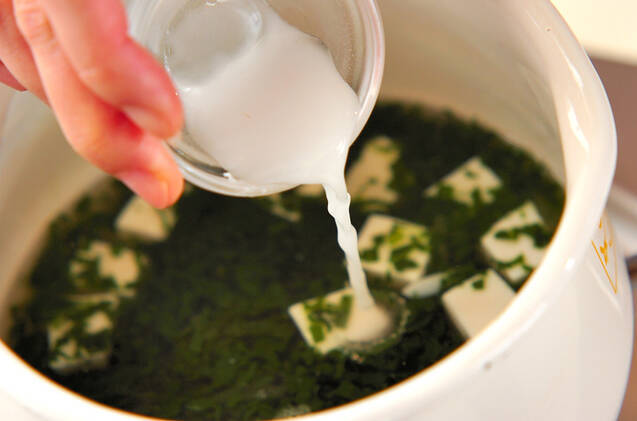 豆腐と小松菜のトロトロ煮の作り方の手順2